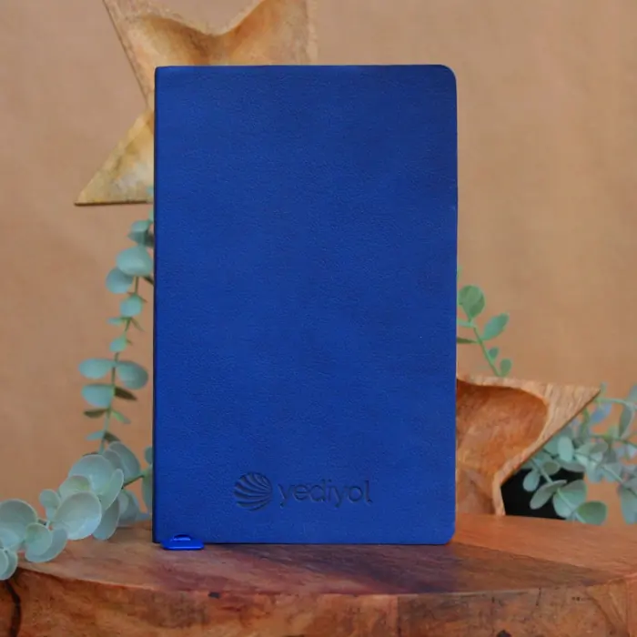 Termo Deri Defter — 13x21 cm, Kapak üstüne baskı yapılabilir, Ayraç kısmındaki metale firma ismi ve kişi ismi…