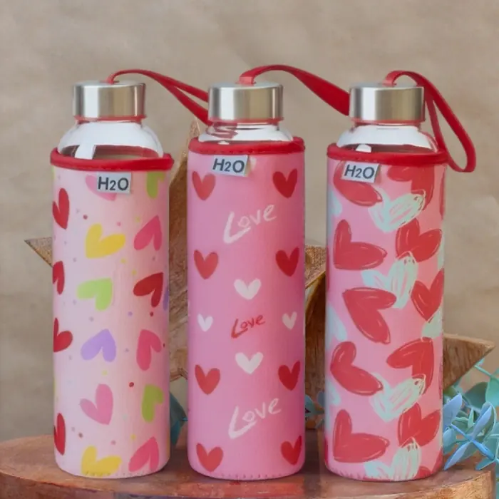 H2O Cam Kalp Desen Kılıflı Matara
