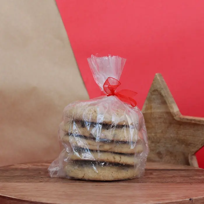 Damla Çikolatalı Cookie — Firma Logosu baskılı veya logonun şekli ile birebir tasarımlı cookie & şeffaf poşet ve…