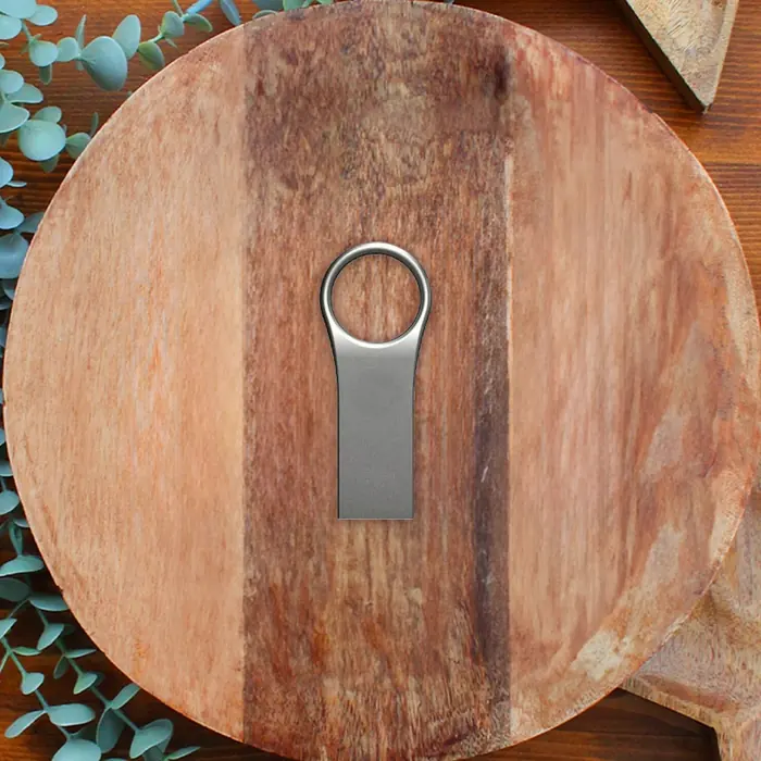 Usb Bellek — 16GB Logo baskılı USB Bellek, özel metal kutusunda