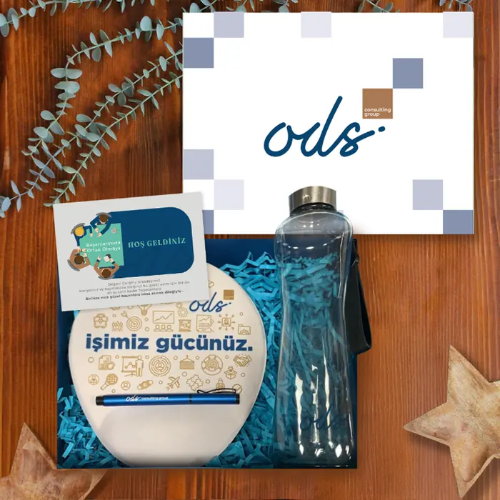 ODS Consulting Group — 30×24×10 cm Mıknatıslı Mukavva Kutu & Kutu İçi Zigzag Kağıt, Logo Baskılı Mousepad, Logo…