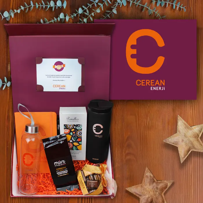 Cerean Elektrik — 30x24x10 cm Mıknatıslı Mukavva Kutu & Kutu İçi Zigzag Kağıt, Pomellos Kolonya 250 ml…
