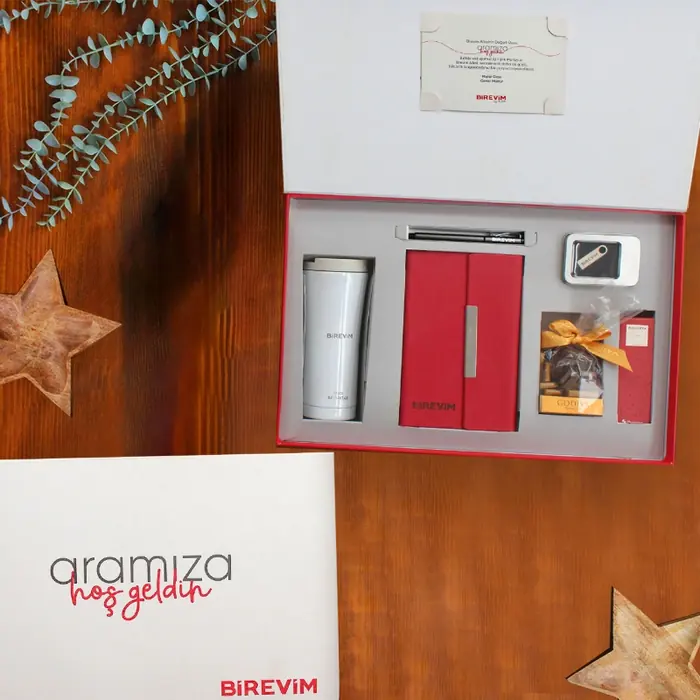 Birevim — 47x30x10cm İç seperatörlü Mukavva Kutu, Logo baskılı Termos, Logo Baskılı Termo Deri…