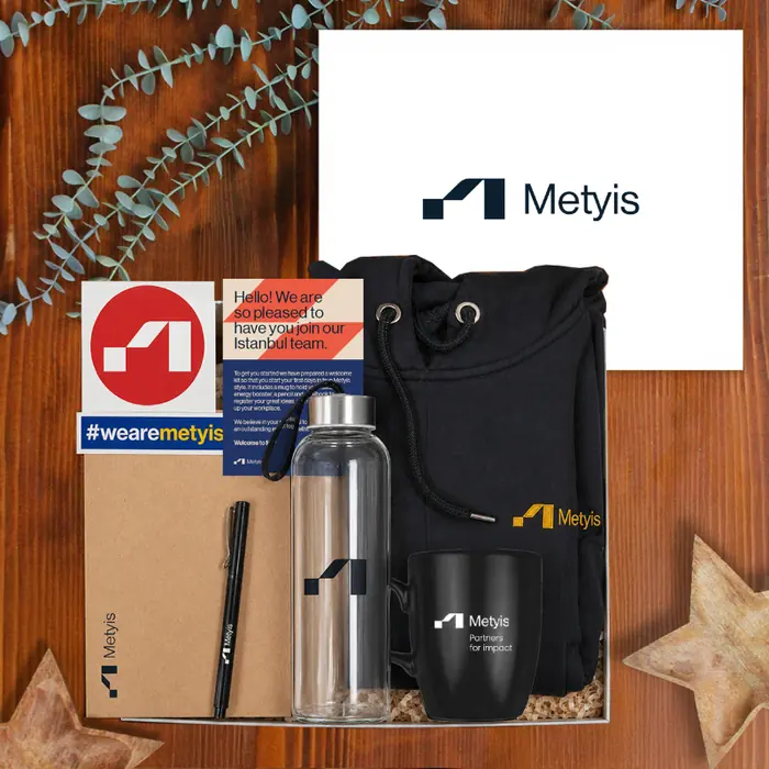 Metyis — 30×24×10 cm American Bristol Kutu & Kutu İçi Zigzag Kağıt, Logo Baskılı Kraft Defter…
